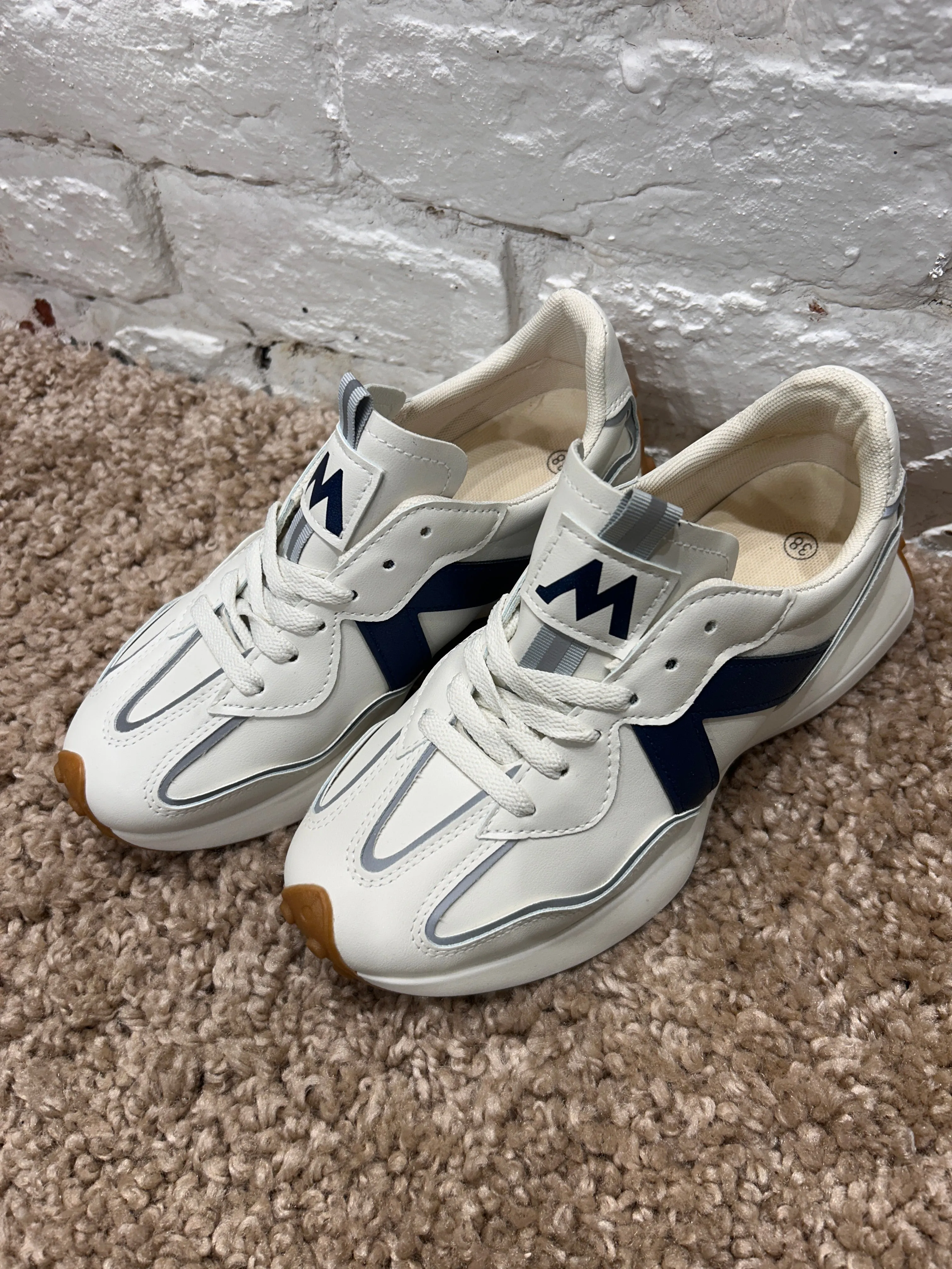 The Nomad Effortless Chunky Lace Up In Navy